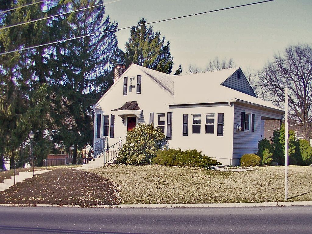 401 Wood St - Property Image