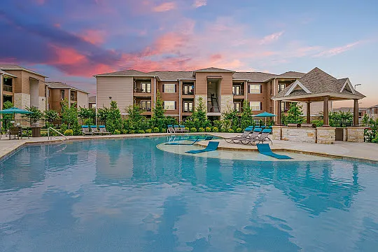Landmark at Spring Cypress — Photo 6
