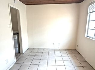 1024 Alvarado Dr SE, Albuquerque, NM 87108