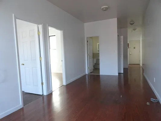 Rented by City Connections Realty | media 9