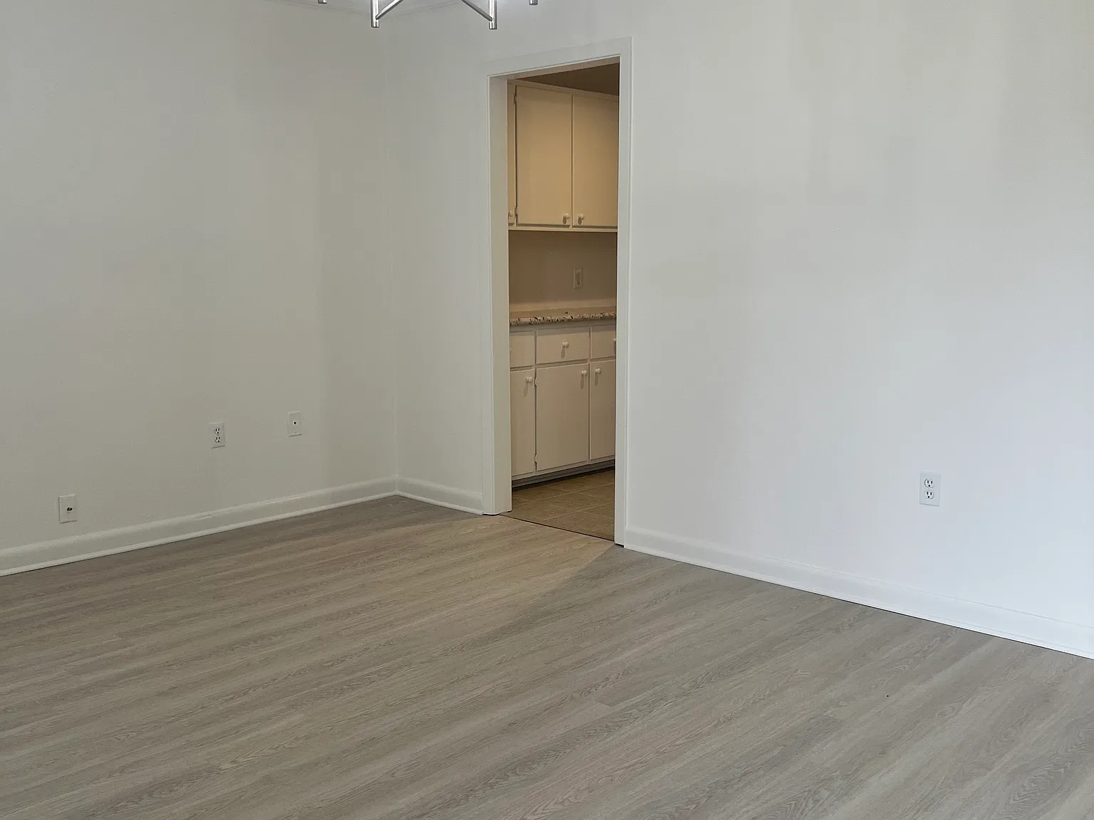 1756 Denver Dr — Photo 3