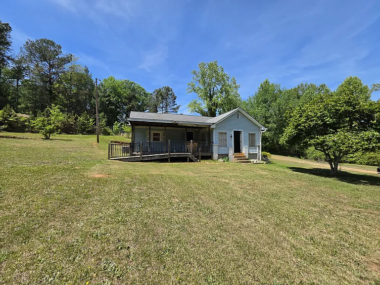 1043 Burnt Tanyard Rd — Photo 3