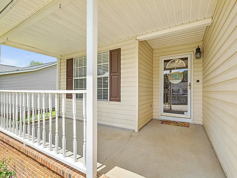 26 Michell Dr — Photo 2