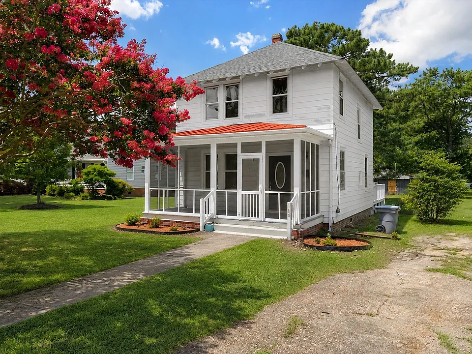 149 Beach Rd