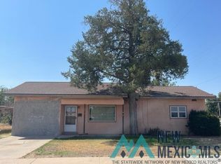 1211 W Clayton Ave, Artesia, NM 88210