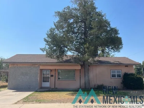 1211 W Clayton Ave, Artesia, NM 88210