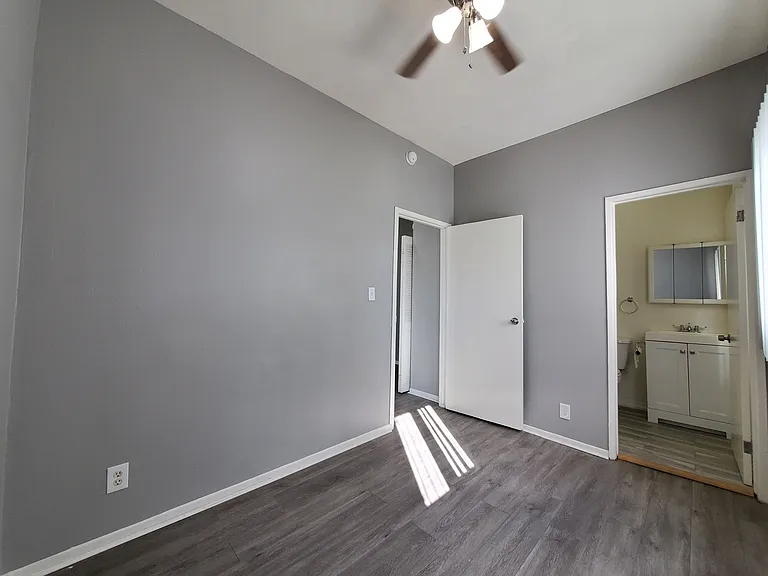 3020 Altura St #3 — Photo 9
