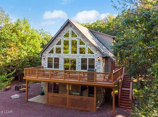 68 Skye Dr, Lake Harmony, PA 18624