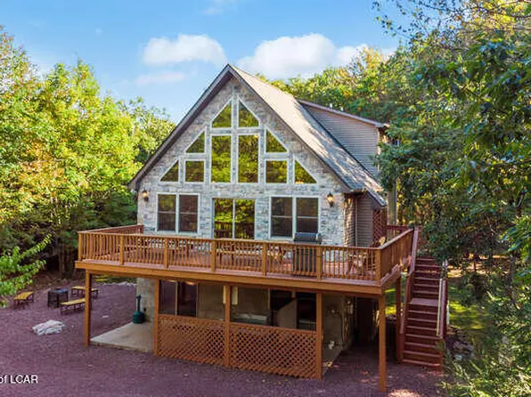 68 Skye Dr, Lake Harmony, PA 18624