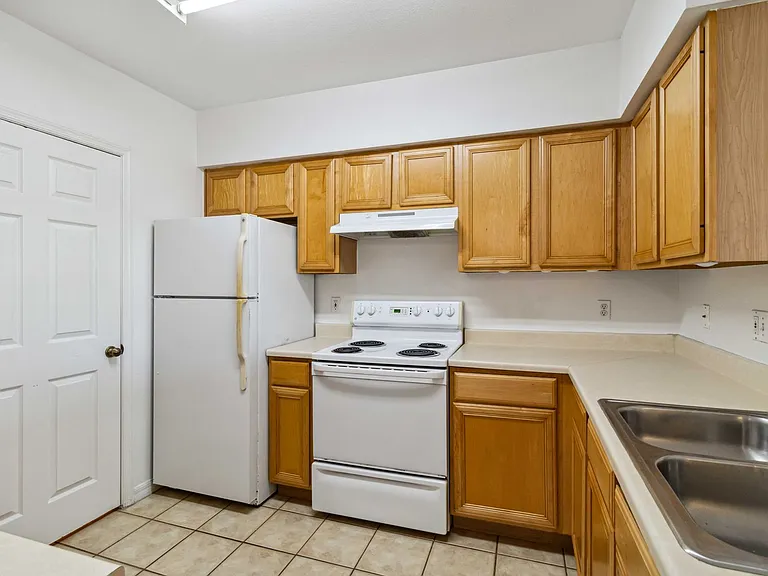 1125 Villagio Cir #207 — Photo 10