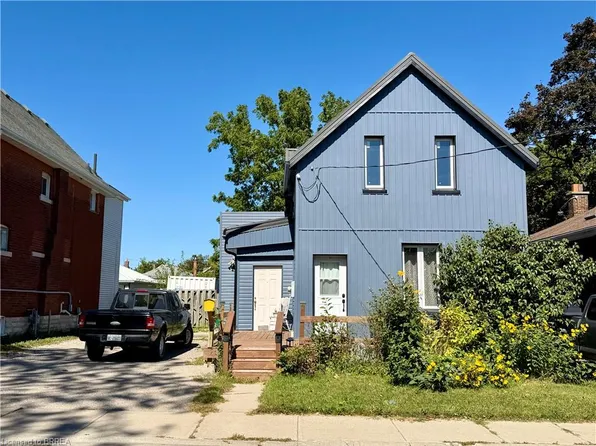 112 Arthur St, Brantford, ON N3S 3J4