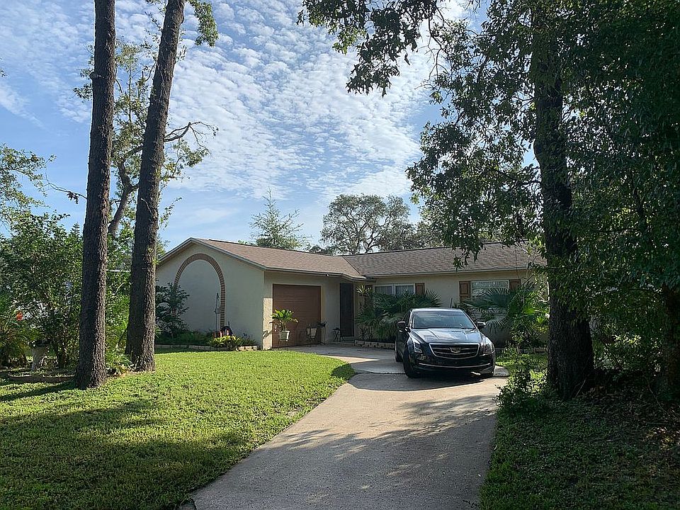 2nd image of 305 Borada Rd