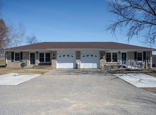 107 Carroll St #109, Elroy, WI 53929