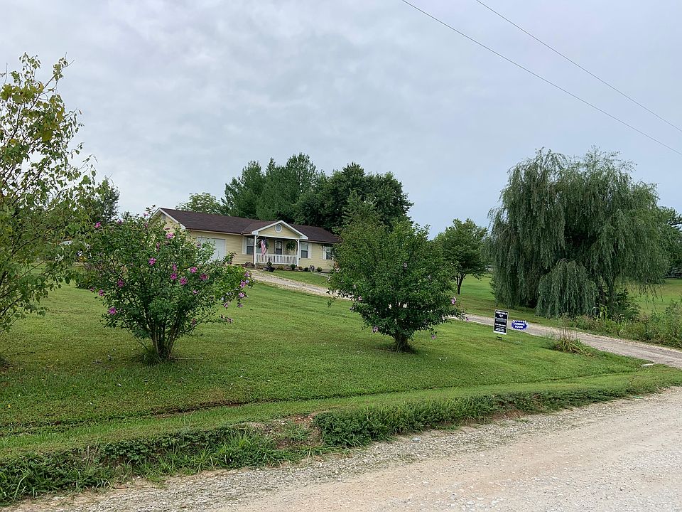 2nd image of 3030 Creek Rd