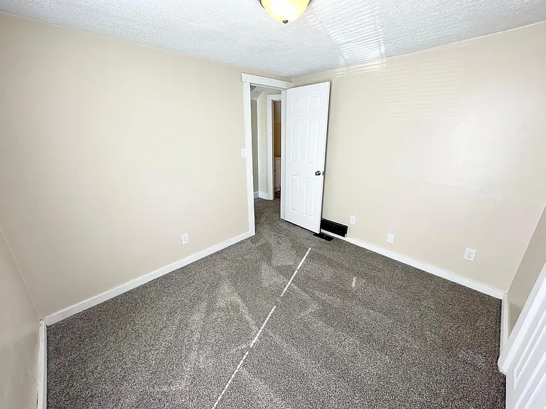 214 Myrtle Ave — Photo 15