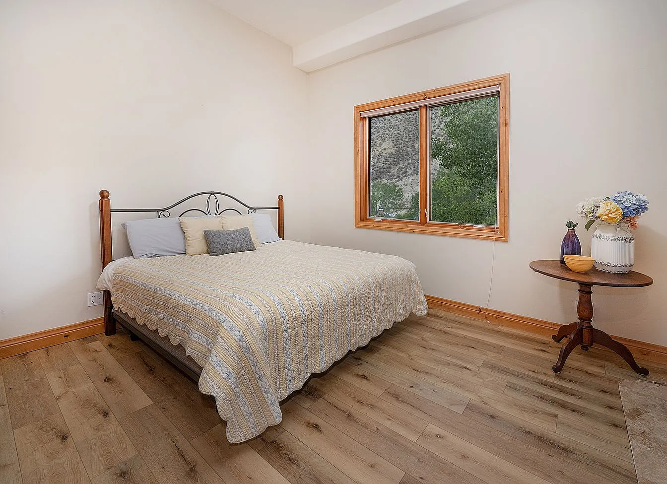 1 bed, 2324 sqft, $1,500 — Photo 1