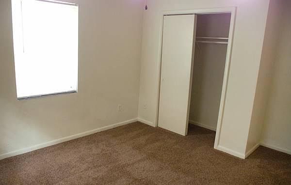 1st image of 412 Yorkshire St APT 7