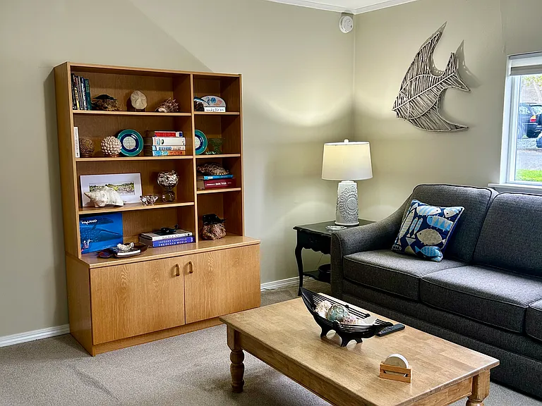 1511 L Ave — Photo 5