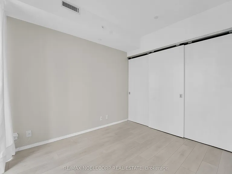 125 Peter St #2111 — Photo 5