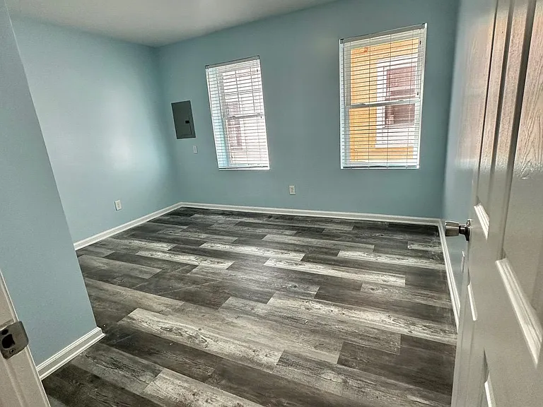 542 Stanbridge St #1 — Photo 11