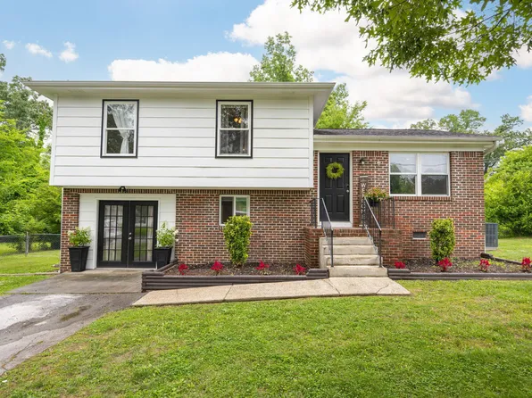 4089 W Freedom Cir, Ooltewah, TN 37363