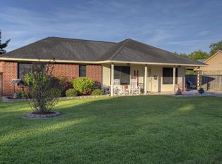 216 Hickory St, Sweeny, TX 77480