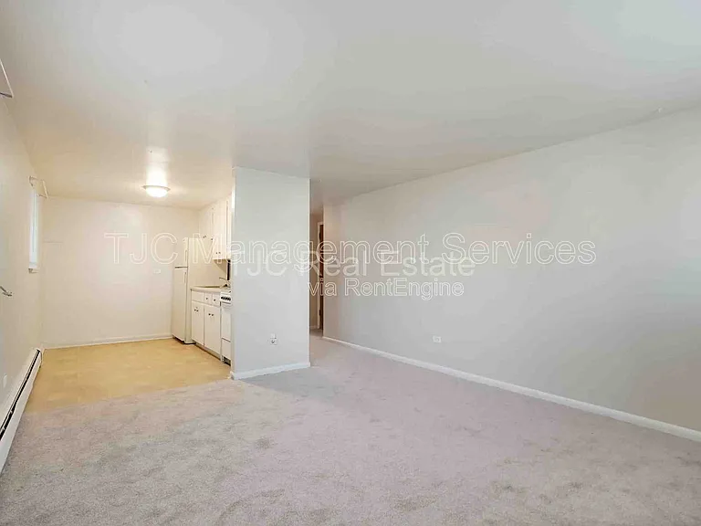 42 N Pearl St #102 — Photo 5
