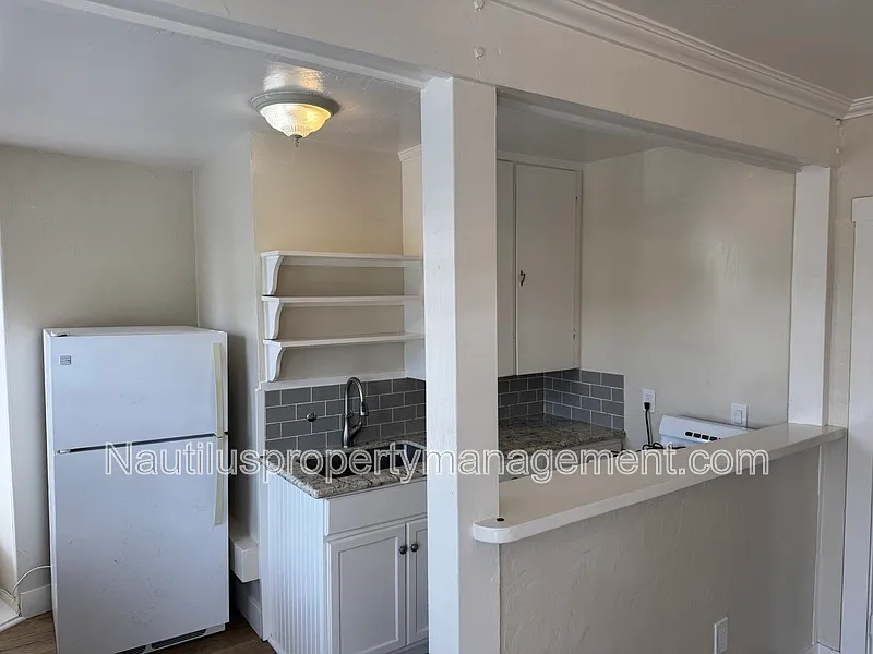 1 bed, 1.0 bath, $2,250 — Photo 3