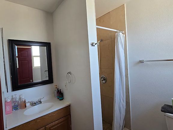 4th image of 403 W Aries Ln
