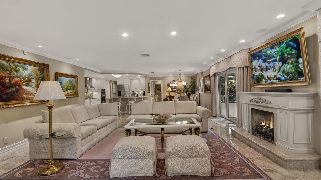 3745 OAKS CLUBHOUSE Drive #V-8, photo 6