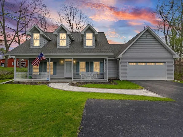 18 Big Tree St, Livonia, NY 14487