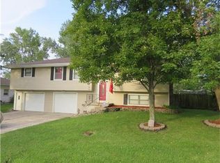 794 West St, Lawson, MO 64062