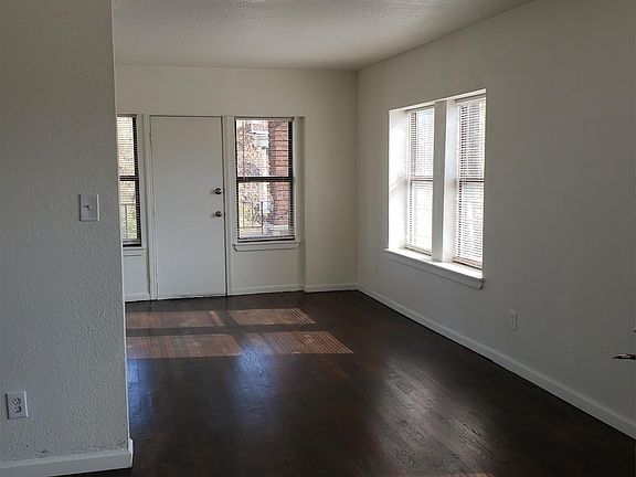 4th image of 3112 Benton Blvd APT 1S