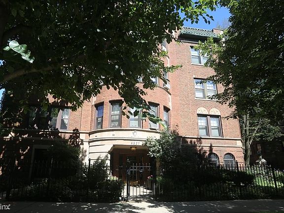 2nd image of 4527 N Wolcott Ave APT Ba