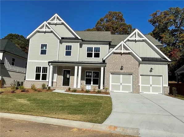 2942 Graham Gardens Ln, Marietta, GA 30062
