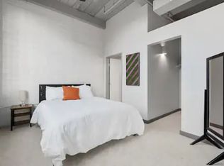 2125 Superior Ave E APT 207, Cleveland, OH 44114