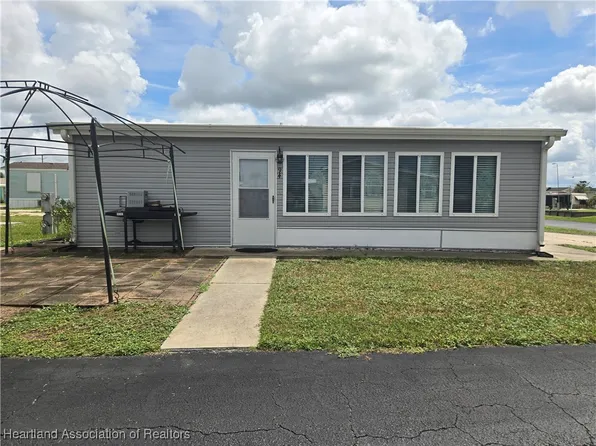 94 Circle Rdg, Lake Placid, FL 33852