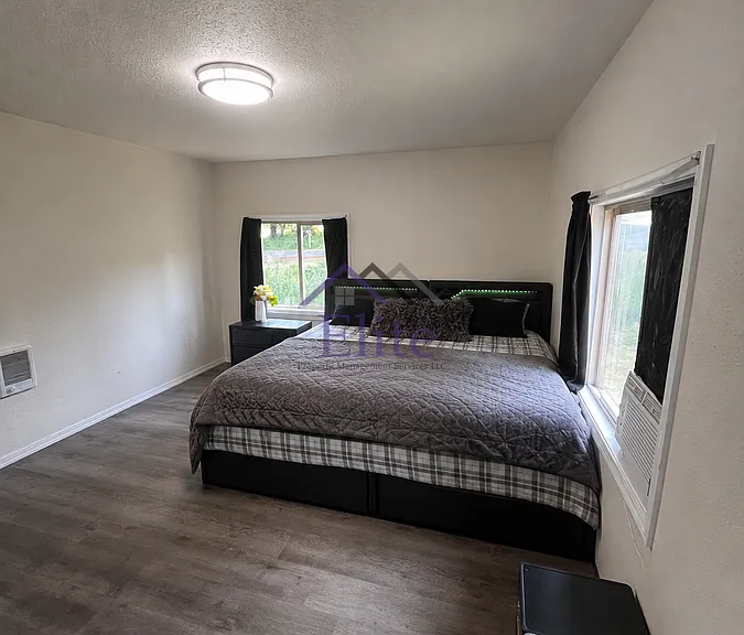 101 E Wood Ln — Photo 11