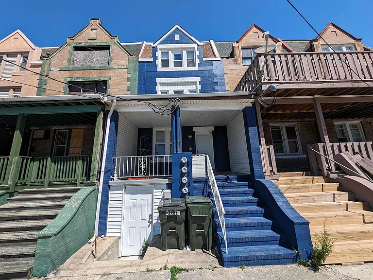 207 Oriental Ave — Photo 3