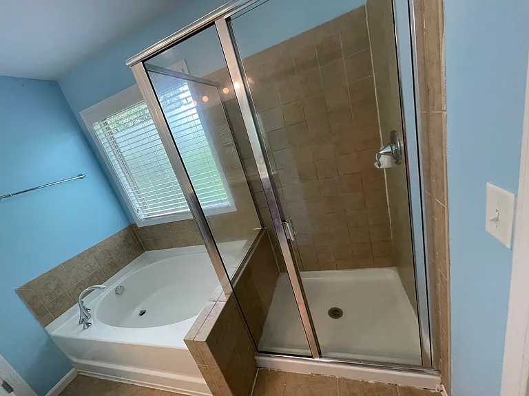 119 Gathering Pl — Photo 21