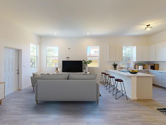 2nd image of 160 NE 57th St #13468652