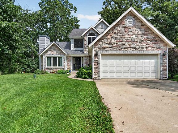 2nd image of 5239 E Colonial Oaks Dr