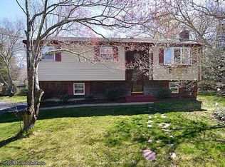 50 Mellbridge Dr, South Kingstown, RI 02879