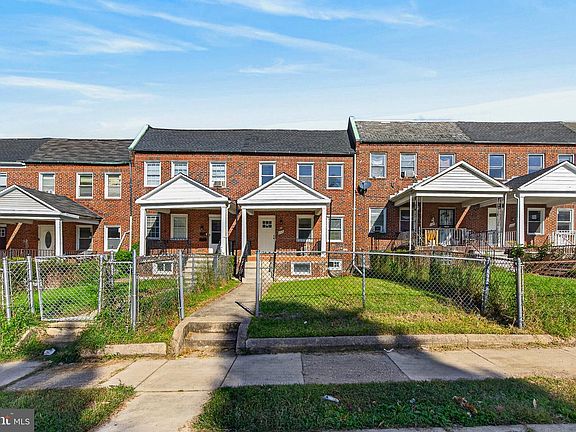 2nd image of 2326 Anoka Ave