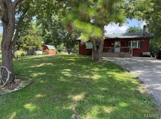 6722 Woodpecker Ln, Waterloo, IL 62298