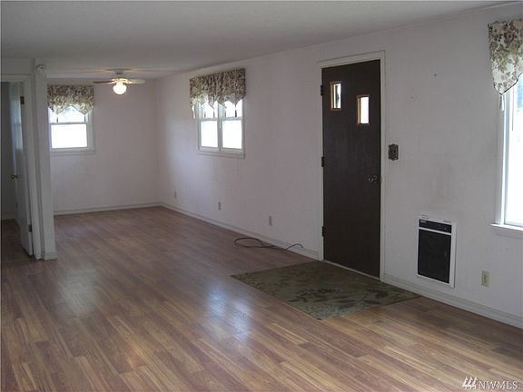 4th image of 1115 Cottage St SE
