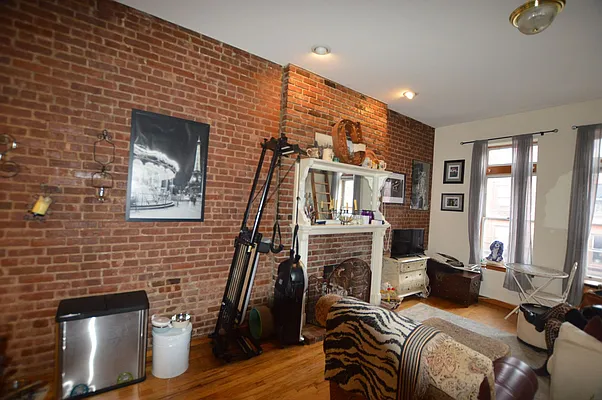 Rented by City Stop Realty | media 33