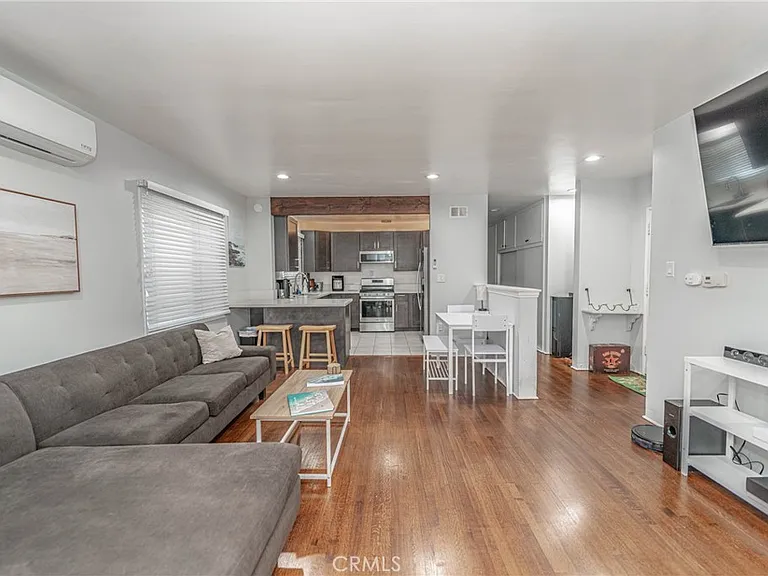 325 Cedar Ave #1 — Photo 5