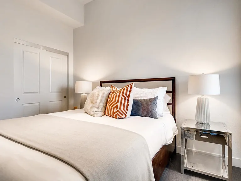 C3 Lofts — Photo 8