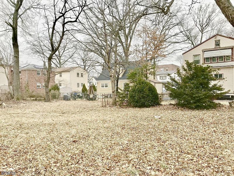 2nd image of 9-15 Bryant Ct